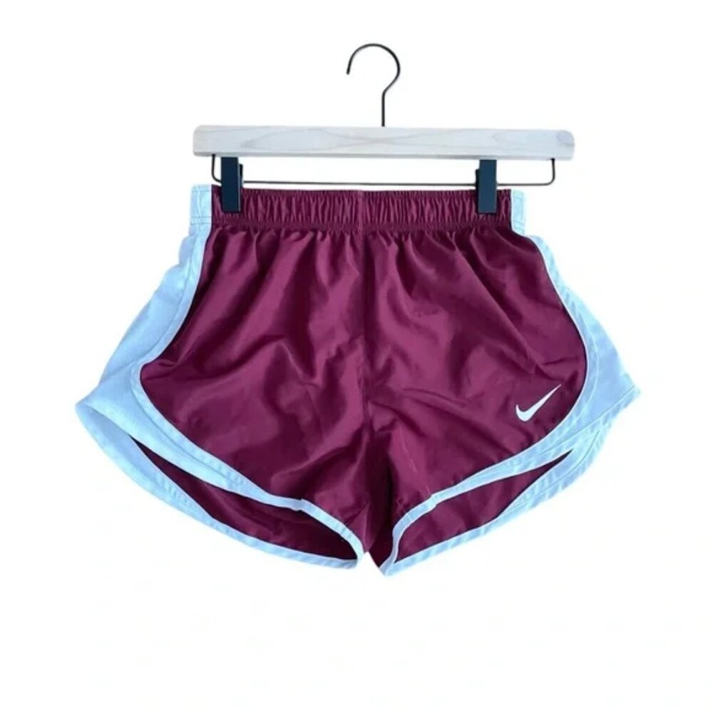 Nike Dri-FIT Tempo Women’s Running Shorts